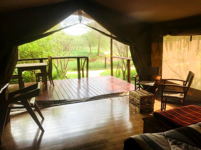 Luxury Safari Glamping Weekend — Kajiado for premium-experiences Kajiado Luxury Conservancy — event booking Kenya